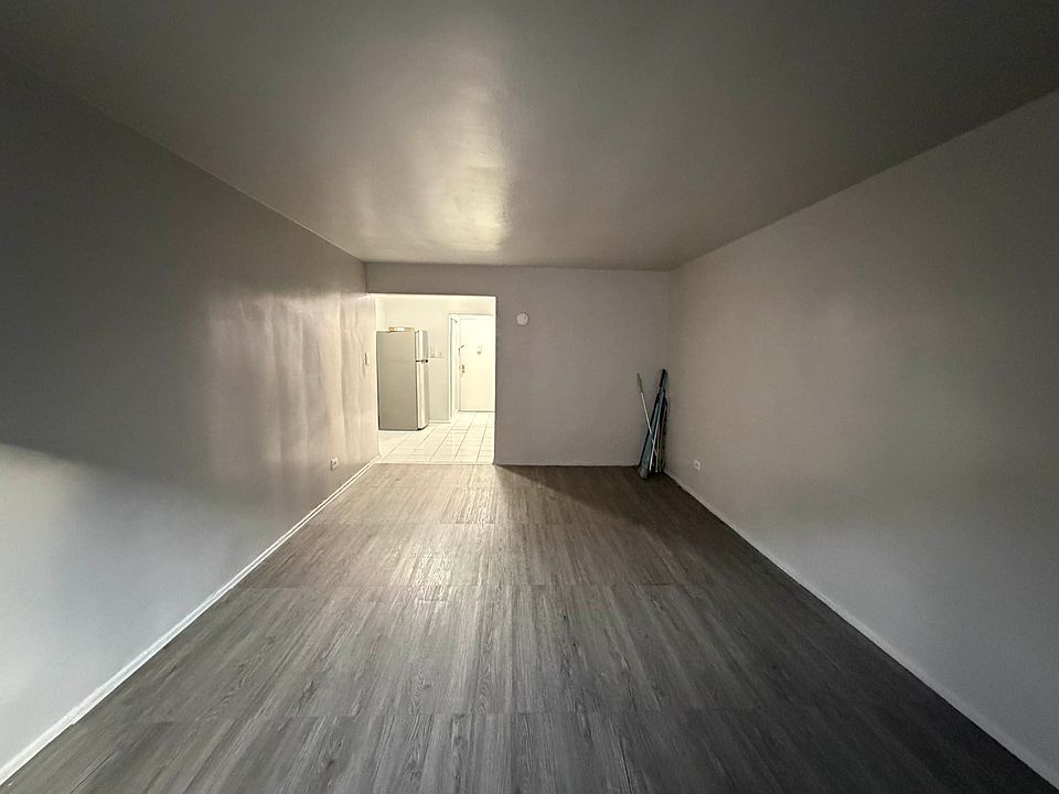 1st image of 1115 Willmohr St #B