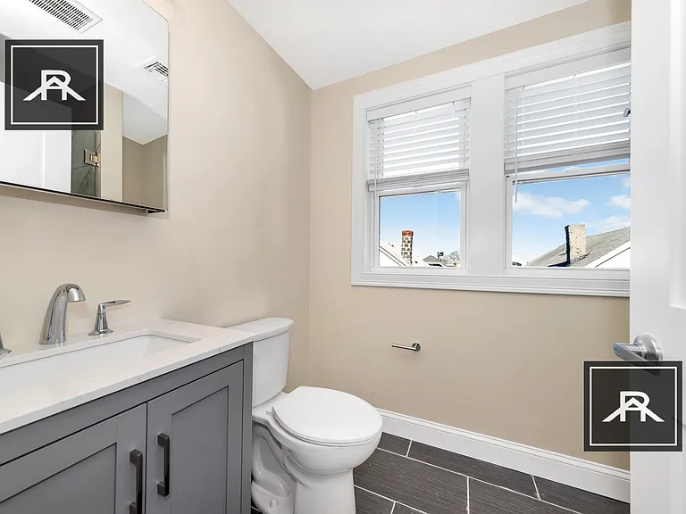 45 Wright Ave #2 — Photo 33