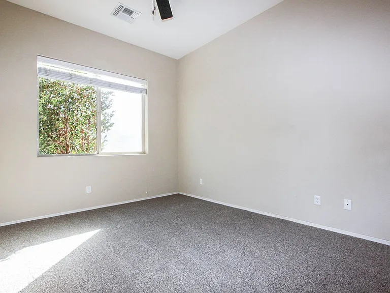 6803 E Hetley Pl — Photo 8