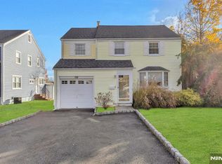 378 Windsor Rd, River Edge, NJ 07661