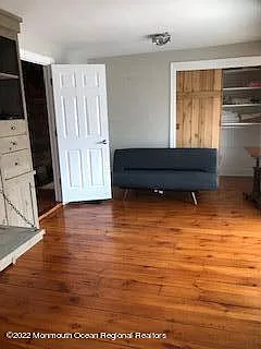 36 Surf Ave — Photo 21