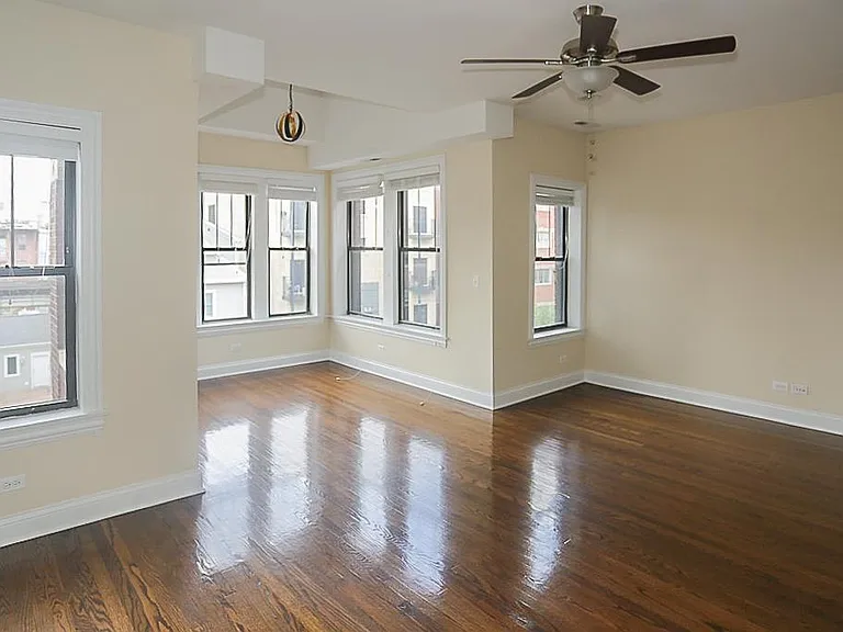 3709 N Wilton Ave #3 — Photo 1