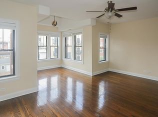 3709 N Wilton Ave #3, Chicago, IL 60613