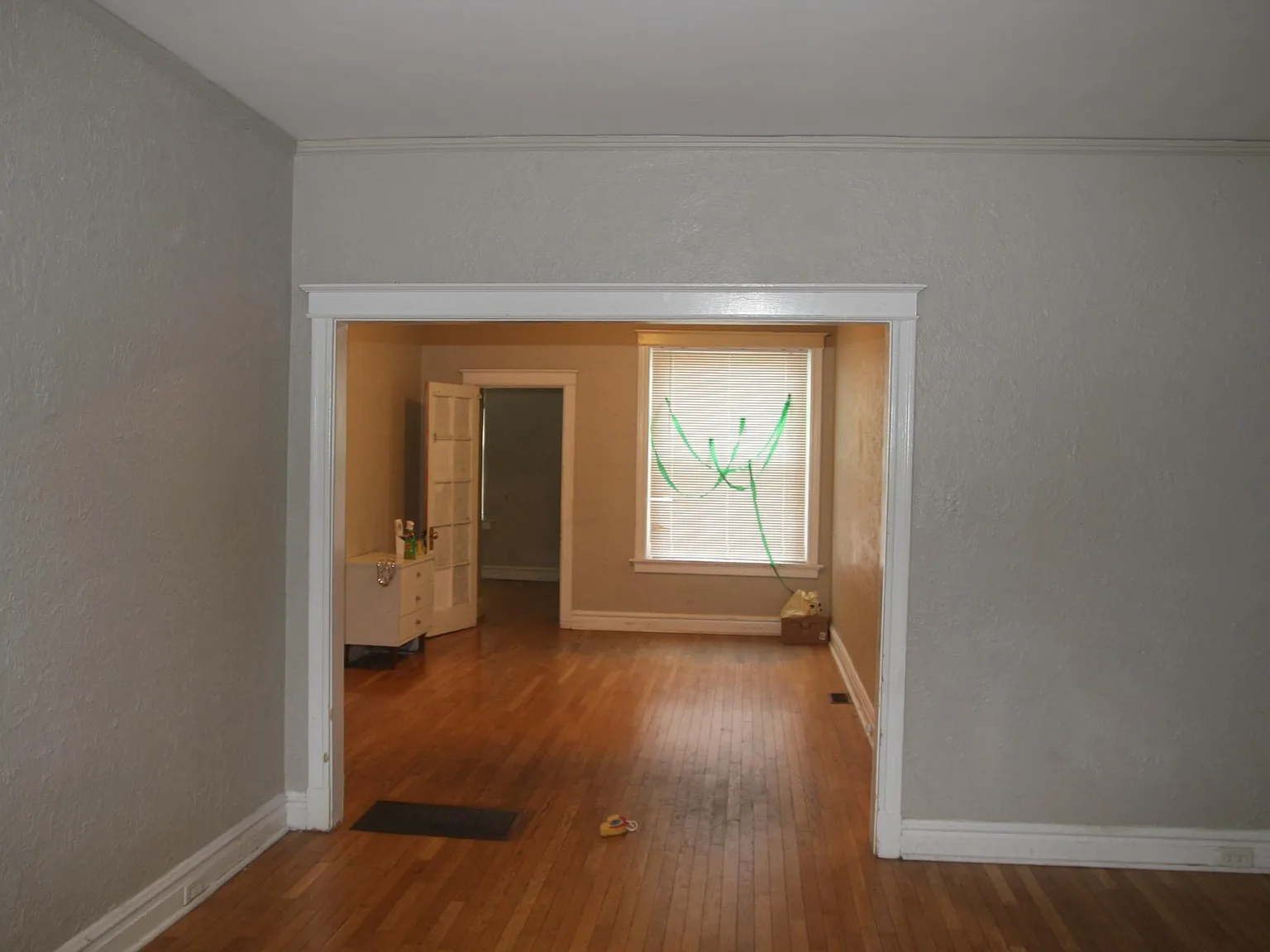 3 bed, 1744 sqft, $2,500 — Photo 2