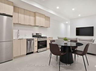 28 Salem Ave #4, Toronto, ON M6H3C1