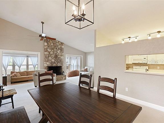 5th image of 1114 W Winged Foot Cir