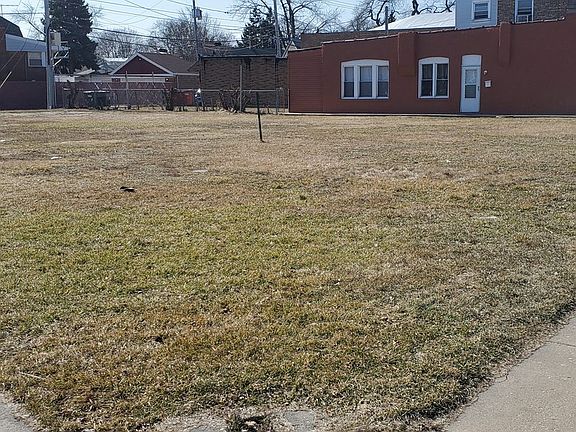 3rd image of 6500 Ogden Ave