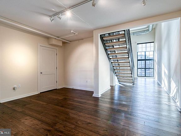 2nd image of 1220 Bank St Unit 410