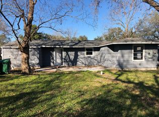 6022 Lyndhurst Dr, Houston, TX 77033