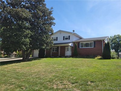 1835 GREENHILLS Drive, Madison, IN, 47250