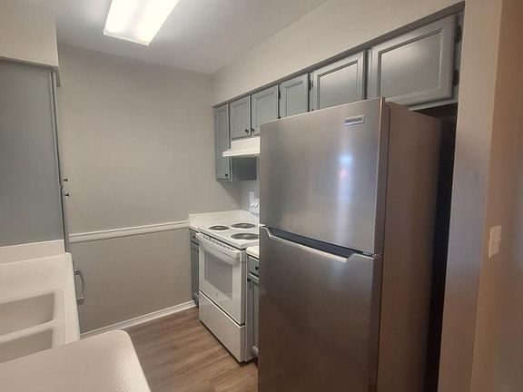 2nd image of 623 W Guadalupe Rd Unit 138