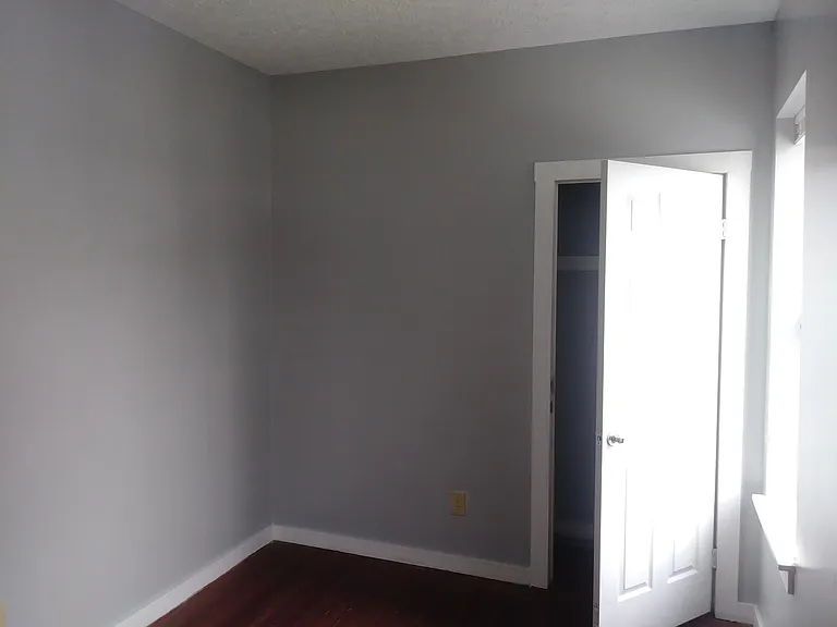 422 Stoddart Ave — Photo 14