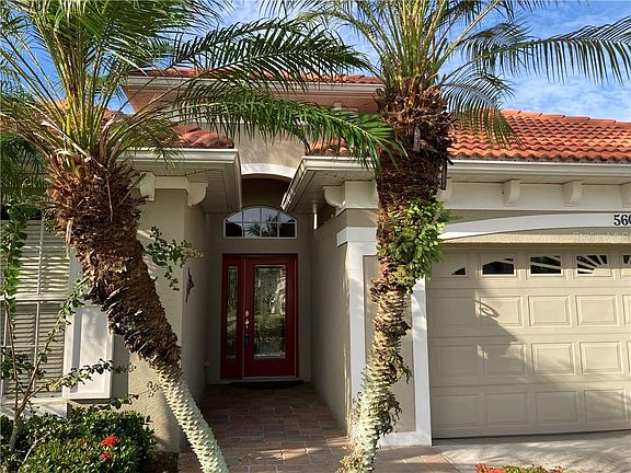 2nd image of 5609 Whispering Oaks Dr