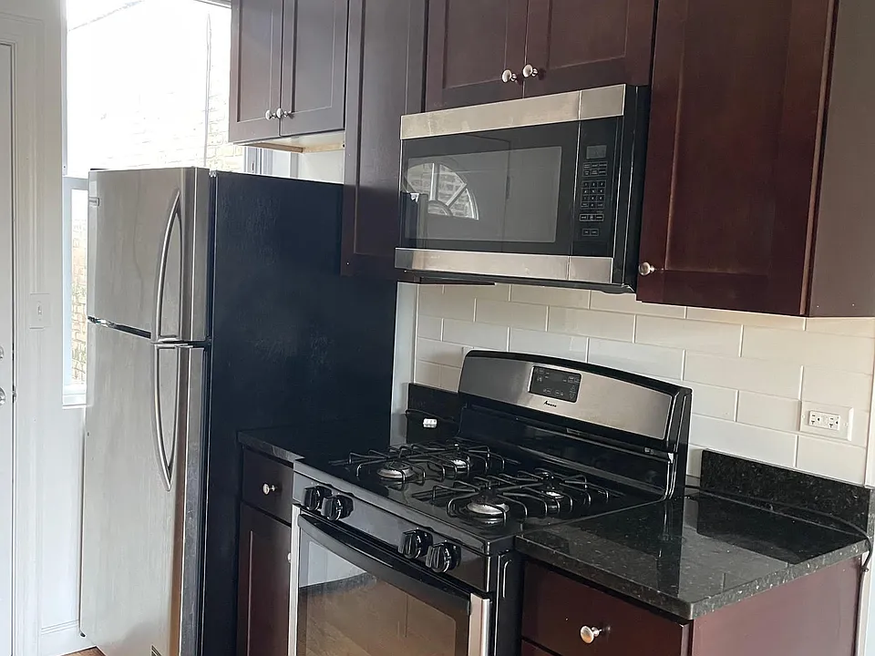 1642-3D W Pratt Blvd #1642-3