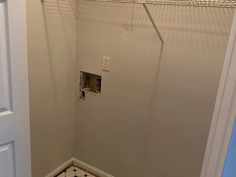 250 Cleveland Rd #211 — Photo 8