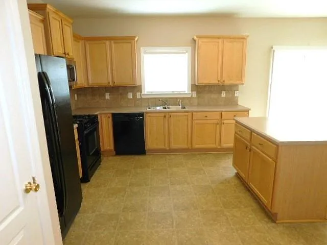 3543 Aberdeen Way — Photo 13