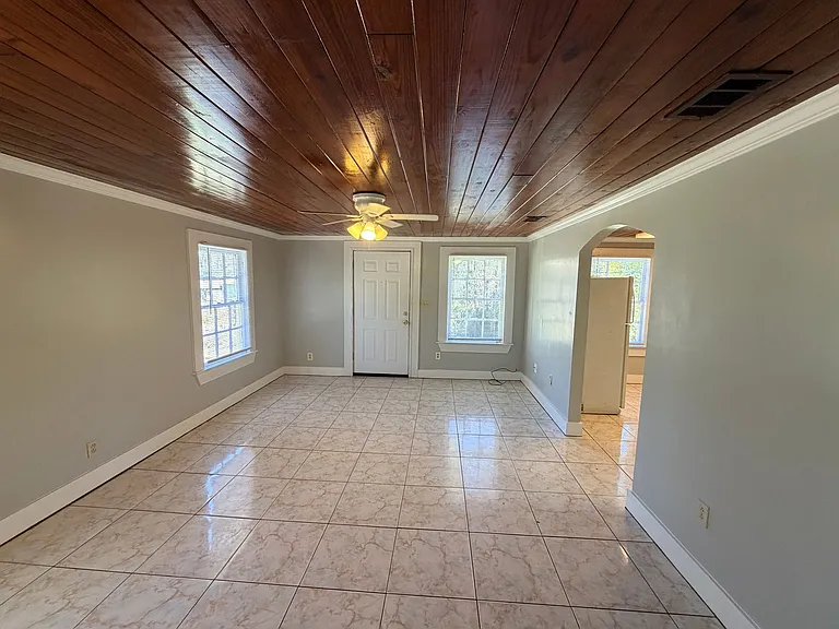 1005 Langdale Dr #B — Photo 20