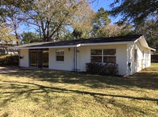 51 Bishop Ave NW, Fort Walton Beach, FL 32548