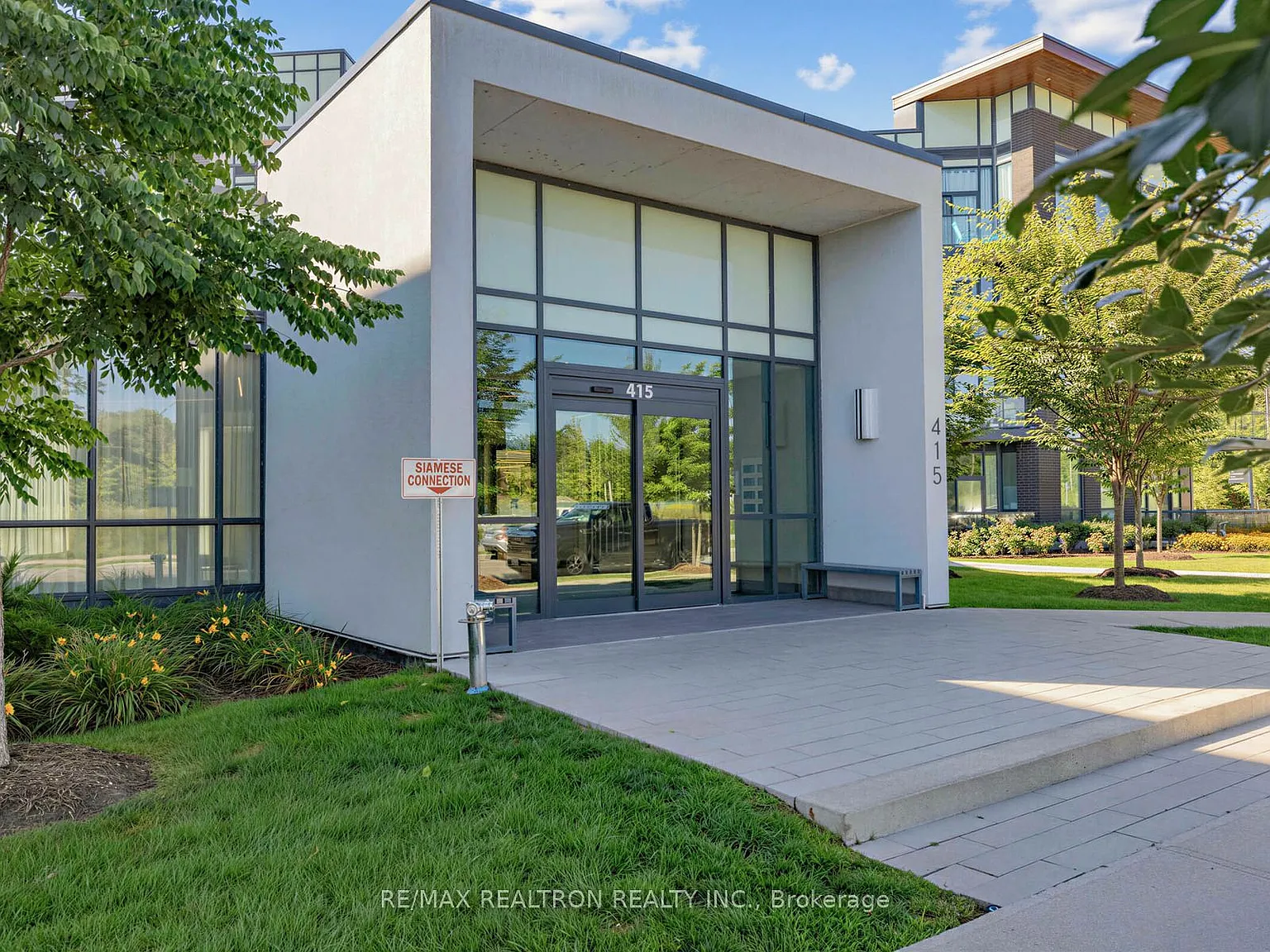 1 bed, $2,100 — Photo 2