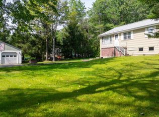 984 Sturtevant Hill Rd, Winthrop, ME 04364