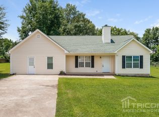 114 Corleys Ln, Locust Grove, GA 30248