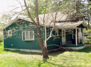 11 Gold Ave, Warrensburg, NY 12885