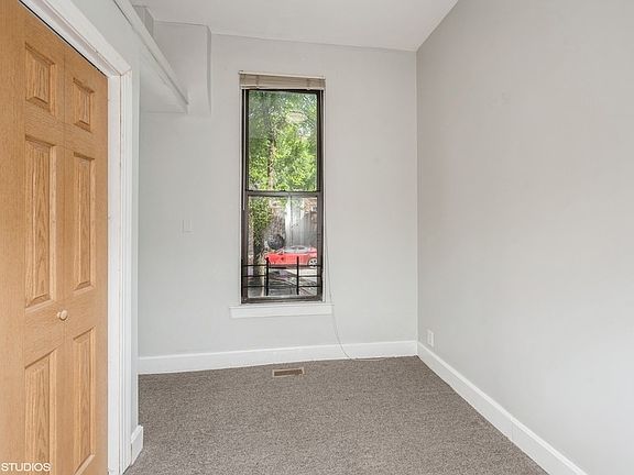2nd image of 800 S Claremont Ave APT 2