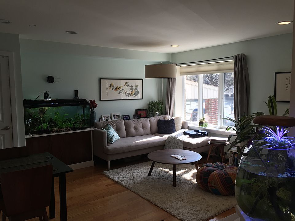 1st image of 3132 38th St APT 1A