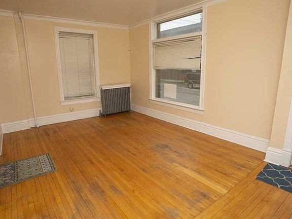 4th image of 2353 New St