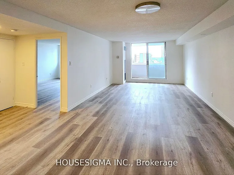15 Sewells Rd #205 — Photo 3
