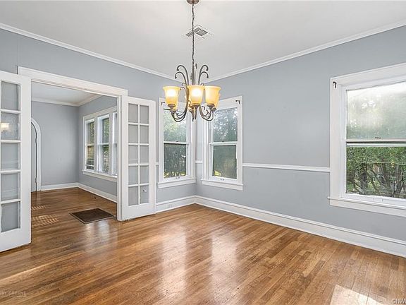 4th image of 622 Dalzell St