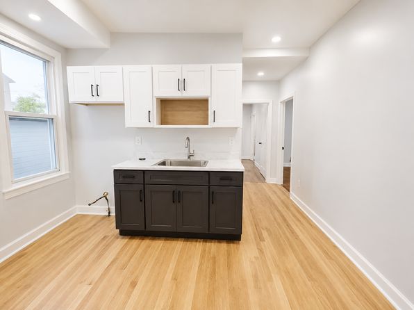 10 Rodwell Ave #1A