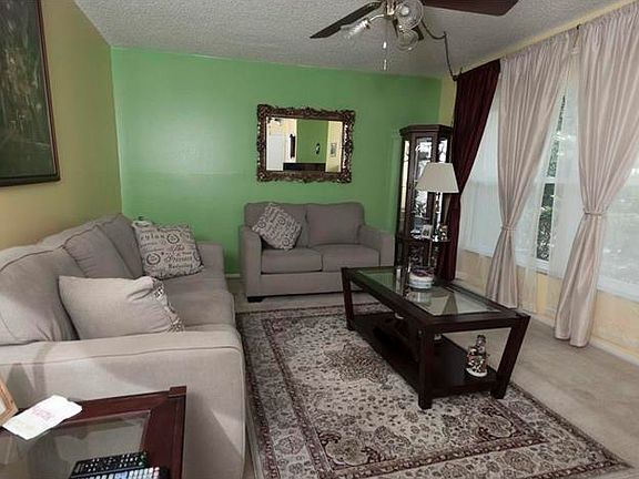 4th image of 14643 Pine Glen Cir
