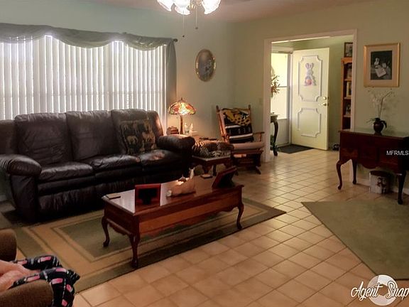 3rd image of 406 Broward Ter
