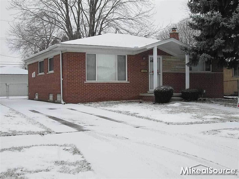 1st image of 25895 Barbara St