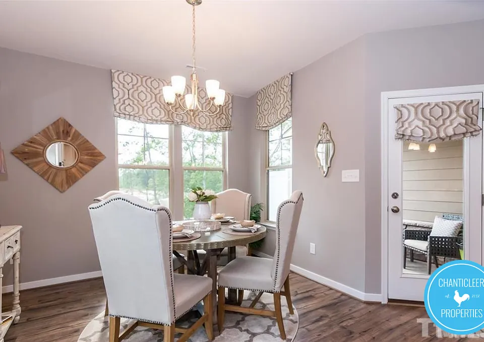 1007 Metropolitan Dr #1