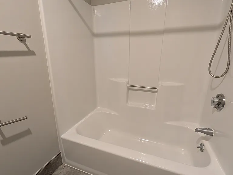 94A57 West St #57 — Photo 11