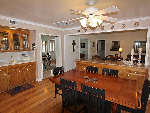 2nd image of 7666 N Mansionette Dr