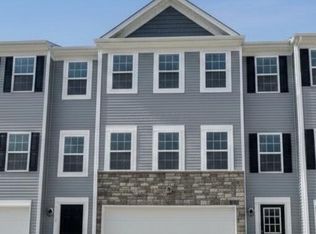 160 Dusky Willow Dr, Etna, OH 43068