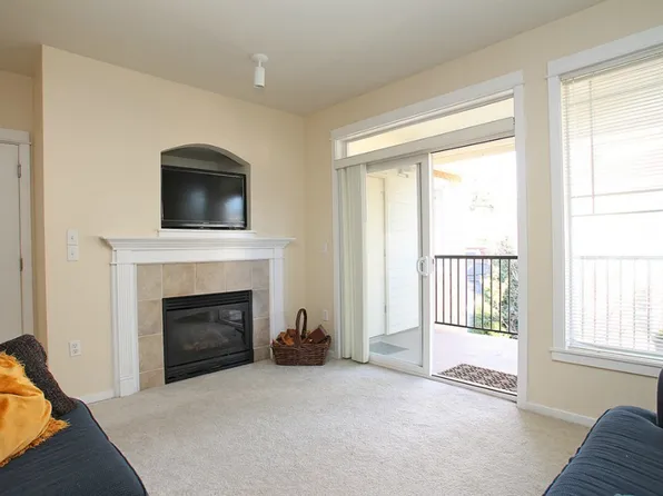 15026 40th Ave W APT 2-402, Lynnwood, WA 98087