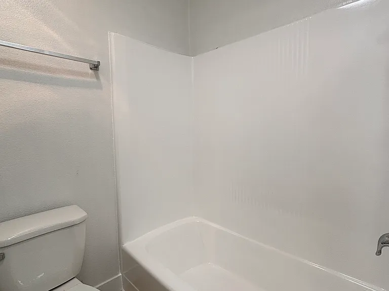 3320 Redondo Beach Blvd, Torrance, CA 90504 — Photo 10
