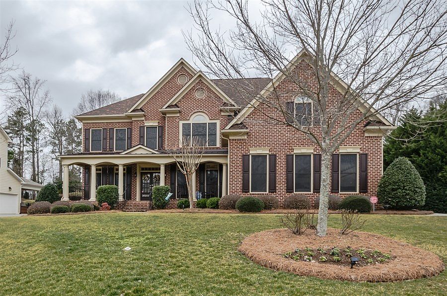 1st image of 26203 Camden Woods Dr