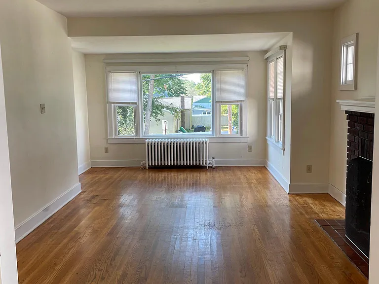 29 Hillcrest Ave — Photo 5
