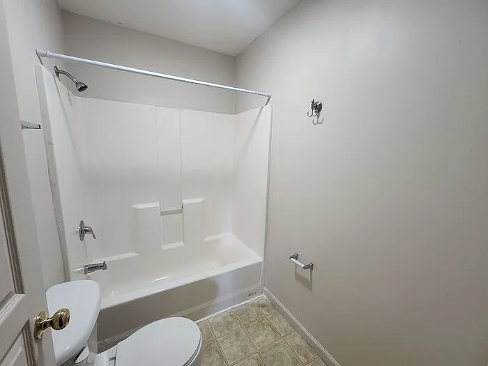6528 Allendale Blvd — Photo 6