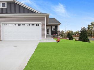 13615 Legends View Ct UNIT 1, Holland, MI 49424