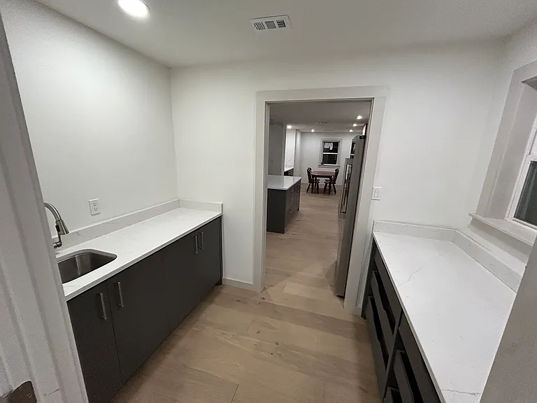 6917 Allview Ln — Photo 9