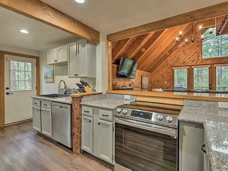 1450 E Nadean Ln — Photo 12