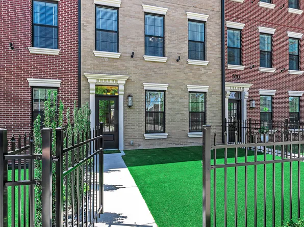500 SW B St #5, Bentonville, AR 72712