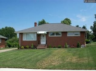 1863 Empire Rd, Wickliffe, OH 44092