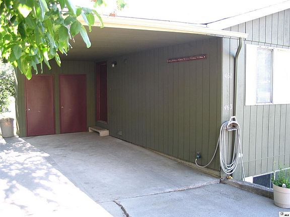 5th image of 461 N Van Buren St